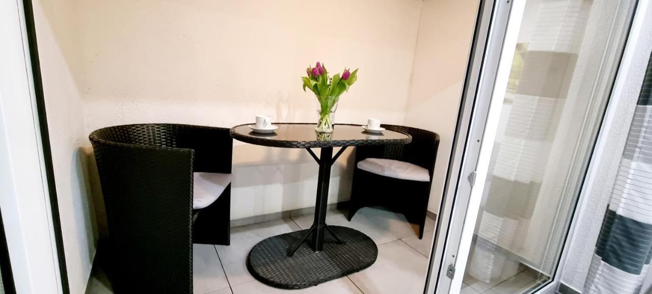 Appartamento New Modern Selfcheckin Publicfreeparking Highspeed Wifi Kingsizebed Baden-Baden Esterno foto
